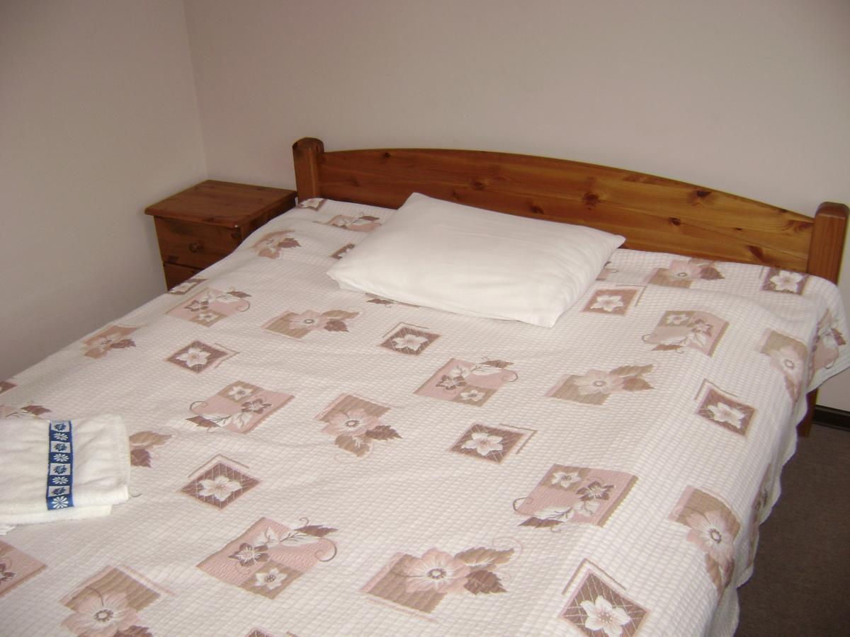 Hotel Olgas Глибока Номер фото
