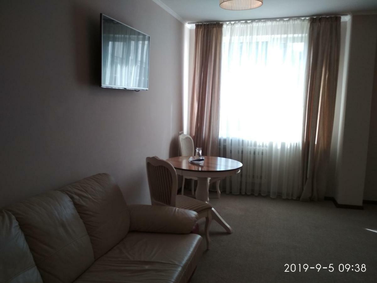 Hotel Olgas Глибока Екстер'єр фото